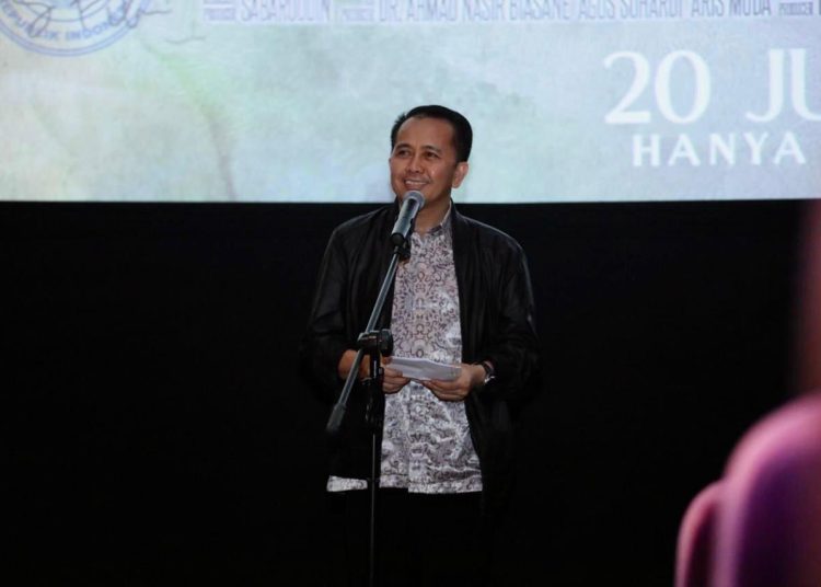 Pj Gubernur Sumsel, Agus Fatoni saat berbicara disela-sela nobar Film Laftan bersama MW KAHMI Sumsel, di Cinema XXI PS Mall Palembang, Sabtu (15/6/2024). (fornews.co/ist)