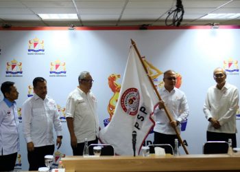 Ketua Umum PSPI Harry Wijaya; Wakil Ketua Umum, Didi Asyhadi; Sekretaris Umum Asep Syarifudin; serta Bendahara Umum Mesra Betty Yel, saat pengukuhan Menara Kadin Indonesia, Jakarta Selatan, Selasa (10/12/2024). (fornews.co/ist)