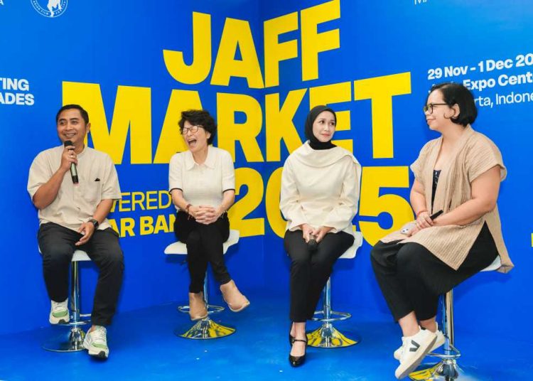 JAFF Market kedua sebagai pasar strategis perfilman Indonesia resmi dibuka.  Searah jarum jam Ajish Dibyo (Commissioner JAFF Market), Linda Gozali (Market Director JAFF Market), dan Gita Fara (Head of Program JAFF Market). (foto fornews.co/jaff)