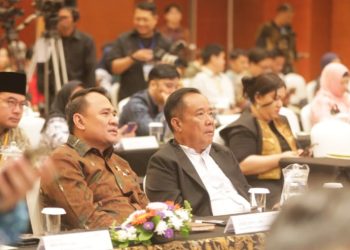 Wagub Sumsel, Cik Ujang bersama Ketua DPRD Sumsel, Andie Dinialdie pada RUPST PTBA tahun buku 2024 di Hotel Borobudur, Jakarta, Kamis (12/6/2025). (fornews.co/ist)