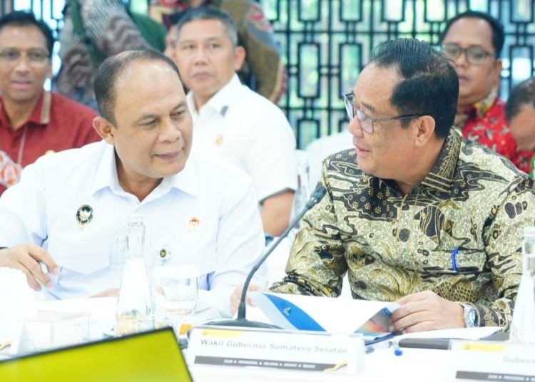 Wakil Gubernur Sumsel, Cik Ujang saat Rapat Tim Gabungan Penanganan Sumur Minyak Masyarakat di Gedung Kementerian ESDM, Jakarta Pusat, Kamis (9/10/2025). (fornews.co/ist)