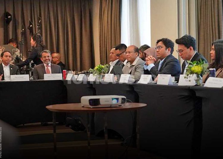 KEMENTERIAN Kehutanan dan Integrity Council for the Voluntary Carbon Market (ICVCM) menandatangani Nota Kesepahaman guna menyelaraskan standar kredit karbon Indonesia dengan Core Carbon Principles. (foto fornews.co/kementerian kehutanan)