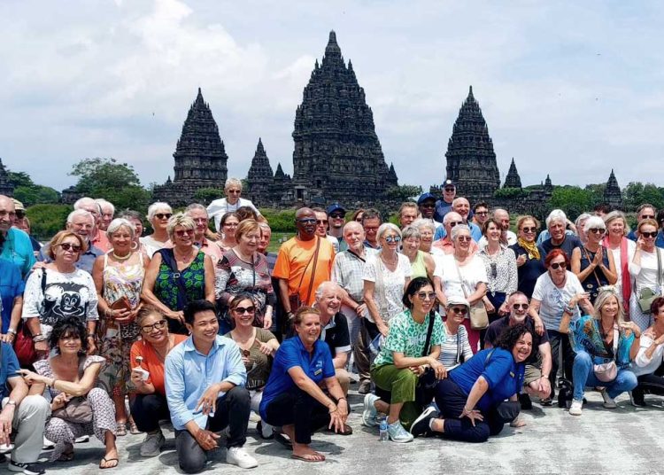 KEMENTERIAN Pariwisata melakukan pendampingan program perjalanan kelas premium "Around the World: Visages et Civilisations du Monde 2025", Jum'at 14 November 2025, di Jogjakarta. (foto fornews.co/kemenpar)
