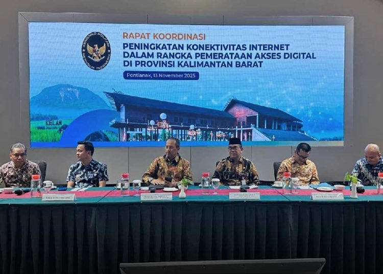 RAPAT Koordinasi Peningkatan Konektivitas Internet dalam Rangka Pemerataan Akses Digital di Provinsi Kalimantan Barat, Kamis 13 November 2025. (foto fornews.co/polkam)
