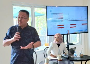 Guru Besar Ilmu Manajemen UI, Rhenald Kasali saat berbicara pada Breakfast Talk bertajuk Business Outlook 2026 di Andaliman Resto & Cafe, Rumah Perubahan, Jakarta Escape, Sabtu (17/1/2026). (fornews.co/ist)