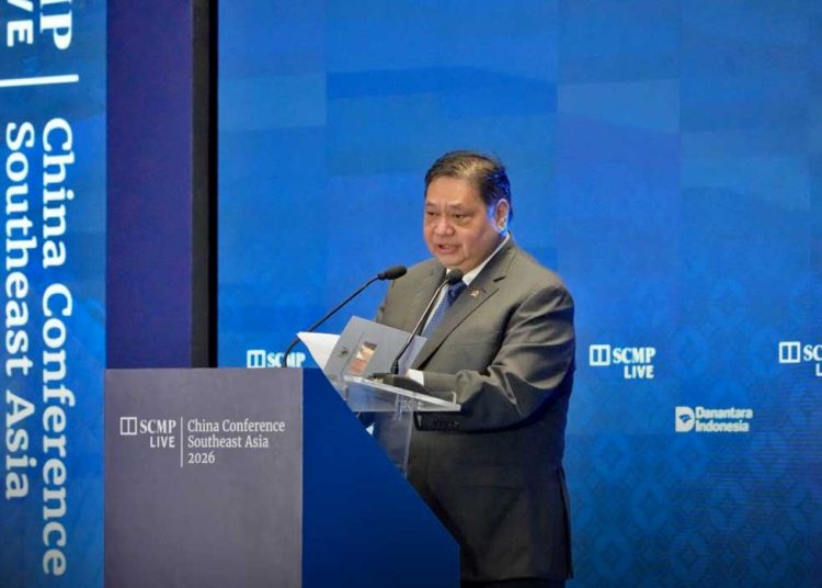 MENKO Perekonomian Airlangga Hartarto menekankan kebijakan ekonomi harus berpihak pada rakyat, menciptakan kerja layak, dan memperkecil ketimpangan. Pernyataan itu disampaikan dalam Asia Tenggara dalam China Conference: Southeast Asia 2026 di Jakarta, Selasa, 10 Februari. (foto fornews.co/zki/humas ekon)