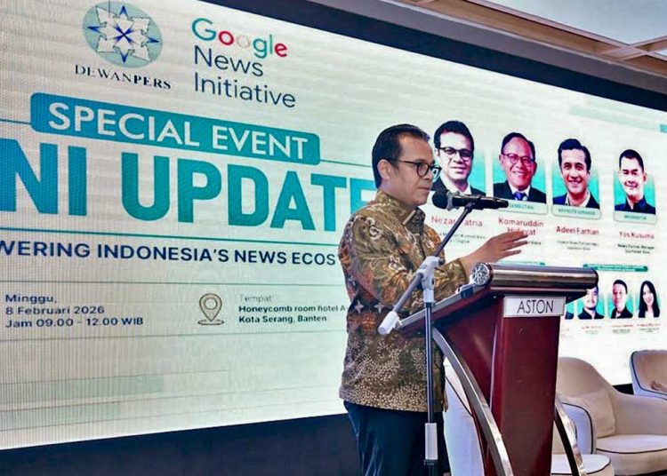WAKIL Menteri Komunikasi dan Digital, Nezar Patria, memaparkan rekayasa kecerdasan artifisial dalam Forum Kolaborasi Dewan Pers dan Google News Initiative di Serang, Banten, Ahad, 8 Februari. (foto fornews.co/komdigi)
