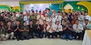 Persyarikatan Muhammadiyah dan AMM Sumsel bersama Ketua DPRD Sumsel, Andie Dinialdie, di rumah dinas Ketua DPRD Sumsel, Palembang, Selasa (24/3/2026). (fornews.co/foto: ist)