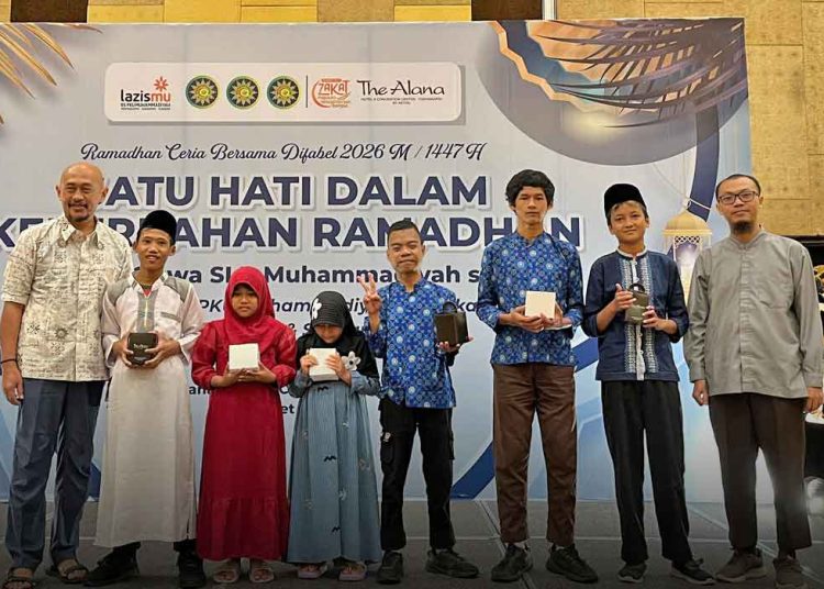 Ratusan siswa SLB Muhammadiyah se-DIY buka puasa bersama di Hotel Alana Jogja, Sabtu, 7 Maret 2026.
 (foto fornews.co/lazismu pku)