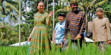 MENTERI Pariwisata, Widiyanti Putri Wardhana, meninjau Bali Spirit Festival 2026 di Puri Padi & Yoga Barn, Ubud, Gianyar, Bali, Ahad, 19 April 2026). (foto fornews.co/kemenpar)