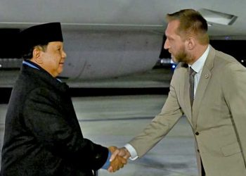 PRESIDEN Republik Indonesia, Prabowo Subianto, tiba di Paris, Prancis, pada Senin malam, 13 April 2026, waktu setempat, setelah pertemuannya dengan Presiden Federasi Rusia, Vladimir Putin di Kremlin. (foto fornews.co/muchlis jr/bpmi setpres)