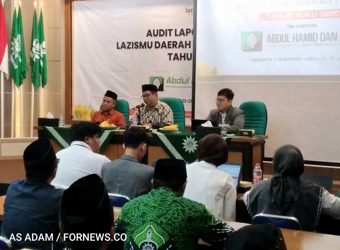 LAZISMU DIY resmi diaudit oleh KAP Abdul Hamid & Rekan menggunakan sistem profesional AHR Track disaksikan Ketua Lazismu DIY Jefree Fahana, ST, M.Kom, Wakil Ketua PWM DIY Membidangi MPI dan Lazismu Prof Dr H Ariswan, M.Si, DEA, Senin (22/6/2026). (foto fornews.co/adam)