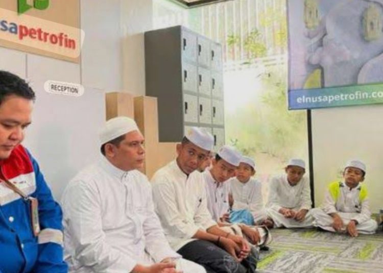PT Elnusa Petrofin untuk menjalankan program tanggung jawab sosial dengan mengajak 849 anak yatim piatu dan dhuafa untuk laksanakan doa bersama. (fornews.co/foto: ist)