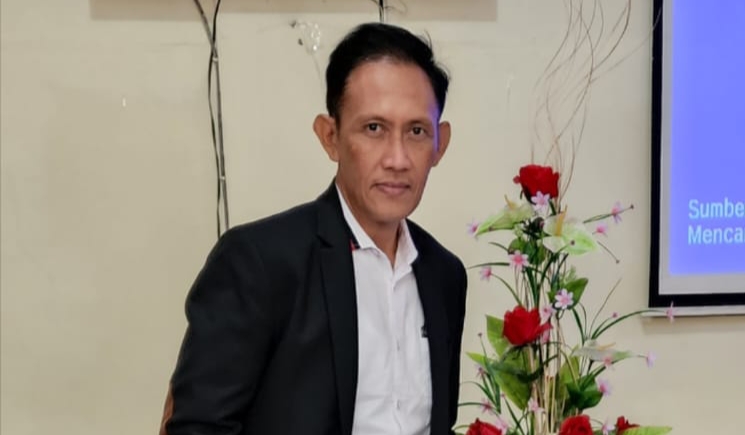 Dosen Fakultas Hukum Universitas Slamet Riyadi (UNISRI), Surakarta, Josef Purwadi Setiodjati. (fornews.co/foto: ist)