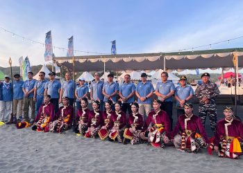 SEREMONI pembukaan dihadiri oleh perwakilan Gubernur Daerah Istimewa Jogjakarta Sri Sultan Hamengku Buwana X, Bupati Bantul beserta jajaran Pemerintah Kabupaten Bantul, Direktur Utama AirNav Indonesia, unsur Forkopimda DIY dan Bantul, pimpinan kementerian dan lembaga, sponsor, mitra kerja, insan media, serta delegasi nasional dan internasional. (foto fornews.co/jifk)