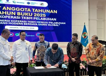 Salah satu momen Rapat Anggota Tahunan Tahun Buku 2025 Induk Koperasi TKBM Pelabuhan Seluruh Indonesia, di The Tavia Heritage Hotel, Jakarta, Rabu (15/7/2026). (fornews.co/foto: ist)