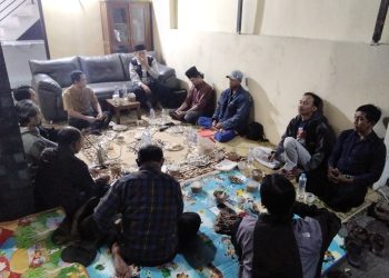 MILAD Nahdlatul Muhammadiyyin (NM) ke-15 yang digelar sederhana di kediaman Sofyan Hadi Perum Pringmayang pada Ahad malam, 9 Agustus 2026. (foto fornews.co/adam)