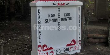 PENANDA batas wilayah di kawasan tersebut telah berdiri sejak 10 Maret 1991. (foto fornews.co/adam)