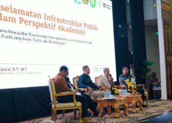Suasana Diskusi Publik Sosialisasi Keselamatan Ketenagalistrikan, Bersama Mewujudkan Keselamatan Ketenagalistrikan untuk Ruang Usaha dan Ruang Publik yang Aman, Tertib dan Berkelanjutan di Auditorium PLN Icon Plus, Palembang, Senin (28/9/2026). (fornews.co/ist)