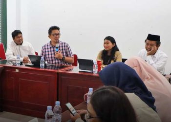 KEPALA Dinas Kebudayaan Kota Jogja Yetti Martanti memimpin diskusi Konsolidasi dan Pemantapan Substansi Pengajuan Jogjakarta UNESCO World Book Capital 2028 di Ruang Wijaya Kusuma, Taman Budaya Embung Giwangan, Senin, 28 September 2026. (foto fornews.co/pemkot
