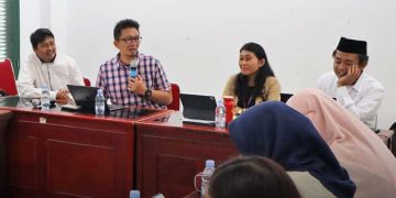 KEPALA Dinas Kebudayaan Kota Jogja Yetti Martanti memimpin diskusi Konsolidasi dan Pemantapan Substansi Pengajuan Jogjakarta UNESCO World Book Capital 2028 di Ruang Wijaya Kusuma, Taman Budaya Embung Giwangan, Senin, 28 September 2026. (foto fornews.co/pemkot