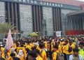 Mahasiswa Unsri saat melakukan aksi di Kantor Gubernur Sumsel, menyikapi lambannya penanganan karhutla, Senin (5/10/2026). (fornews.co/ist)